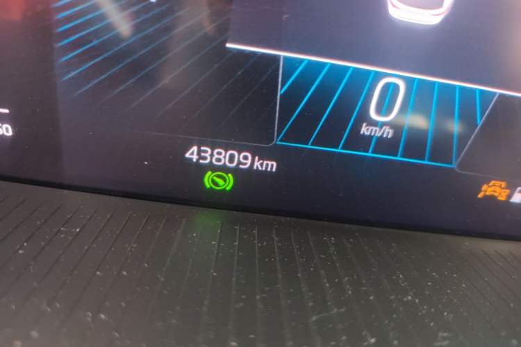 Used Skoda Karoq 2024 TSI280 Luxury Edition Odometer Close Up