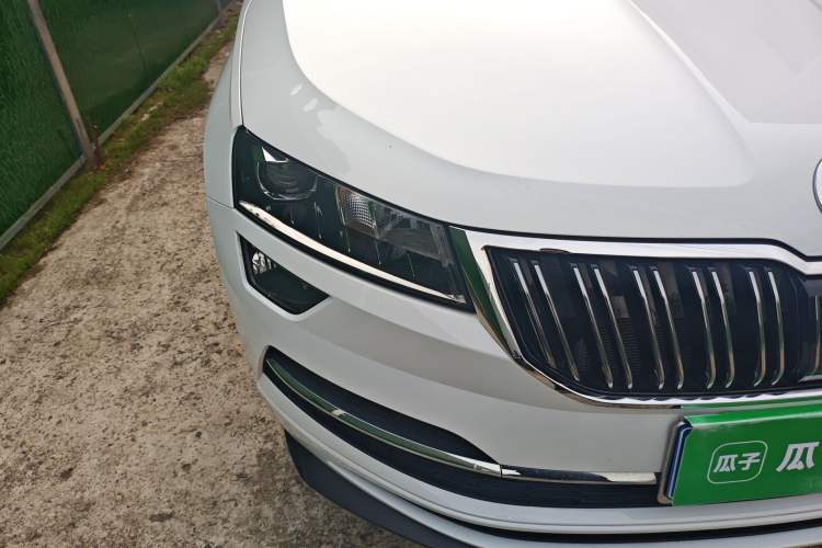 Used Skoda Karoq 2024 TSI280 Luxury Edition Right Front Headlight
