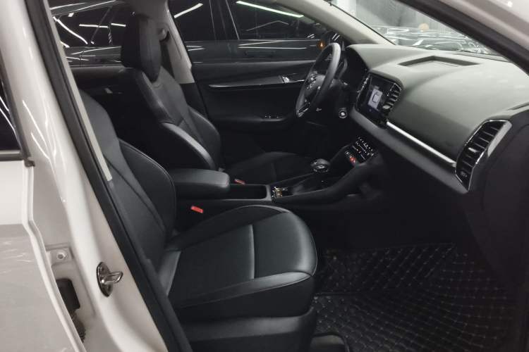 Used Skoda Karoq 2024 TSI280 Premium Edition Right Front Seat