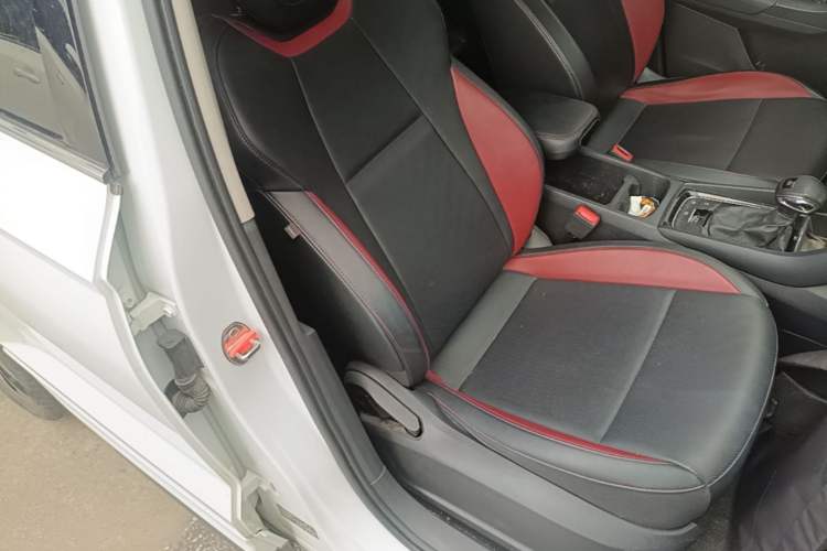 Used Skoda Karoq 2024 TSI280 Luxury Edition Right Front Seat