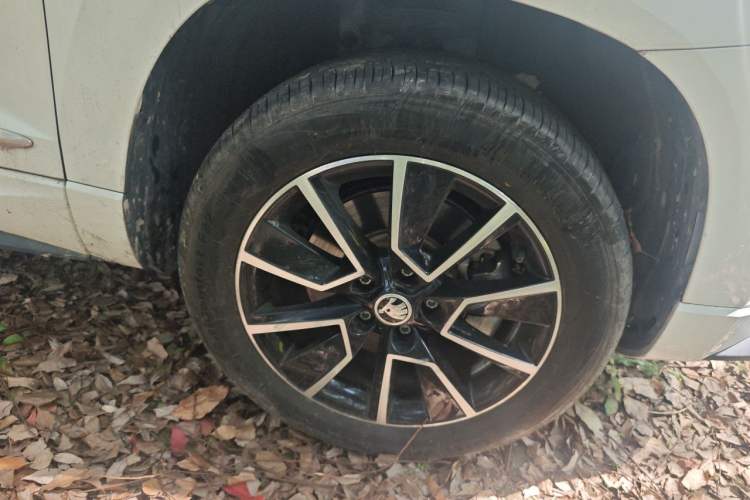 Used Skoda Karoq 2024 TSI280 Premium Edition Right Front Wheel Hub