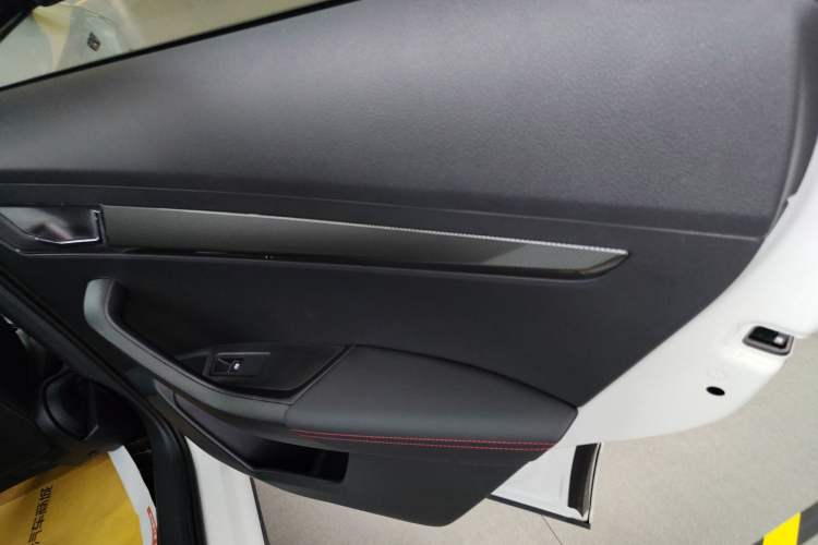 Used Skoda Karoq 2024 TSI280 Premium Edition Right Rear Door Interior