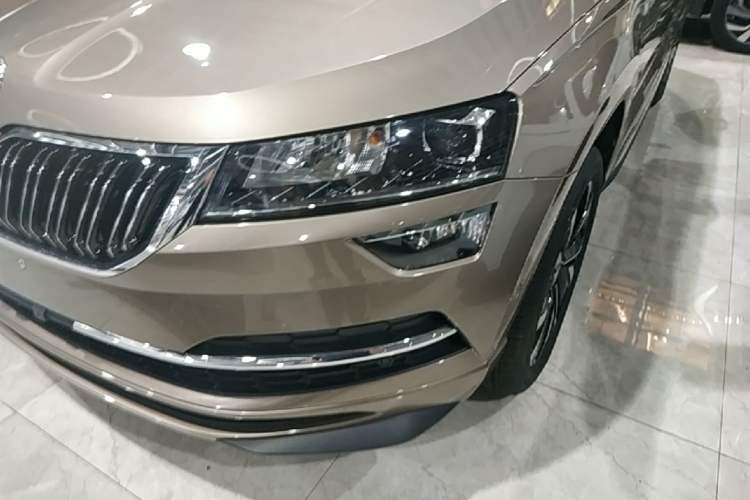 Used Skoda Karoq 2025 TSI280 Luxury Edition Left Front Headlight