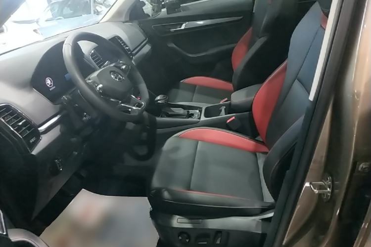 Used Skoda Karoq 2025 TSI280 Luxury Edition Left Front Seat