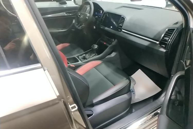 Used Skoda Karoq 2025 TSI280 Luxury Edition Right Front Seat