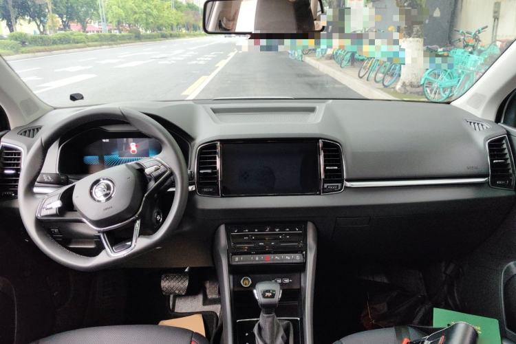 Used Skoda Karoq 2025 TSI280 Luxury Edition Center Console