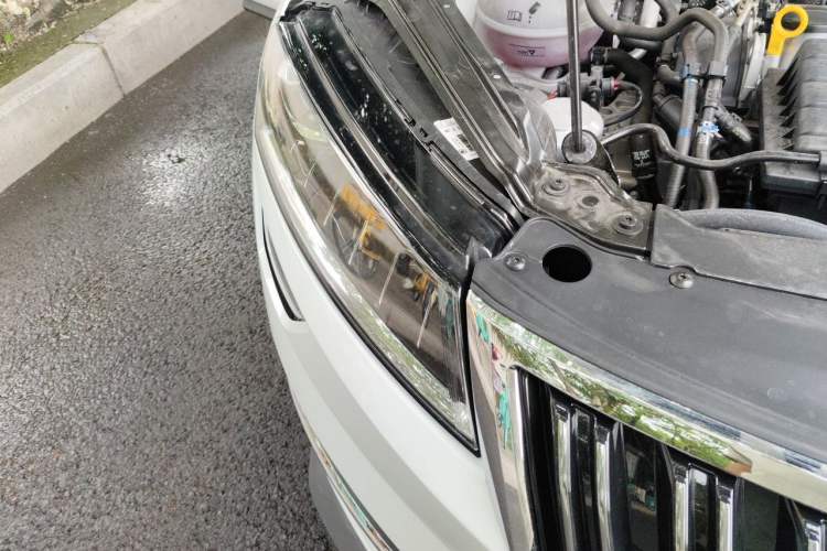 Used Skoda Karoq 2025 TSI280 Luxury Edition Right Front Headlight