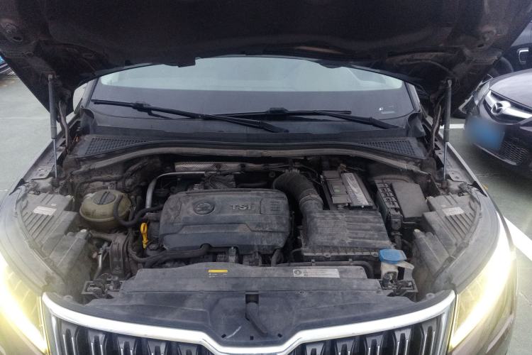Used Skoda Kodiaq 2018 TSI380 7-Seater Four-Wheel-Drive Flagship Edition Engine Bay