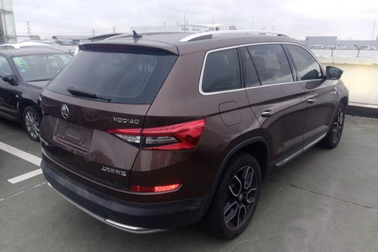 Used Skoda Kodiaq 2018 TSI380 7-Seater Four-Wheel-Drive Flagship Edition Exterior 5
