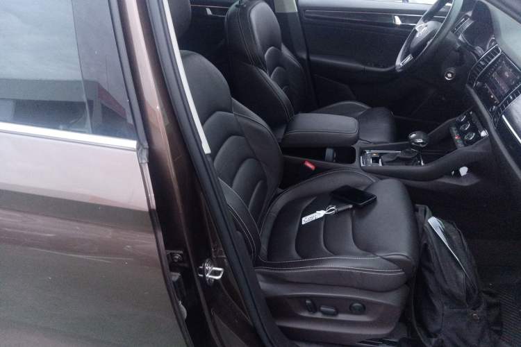Used Skoda Kodiaq 2018 TSI380 7-Seater Four-Wheel-Drive Flagship Edition Right Front Seat