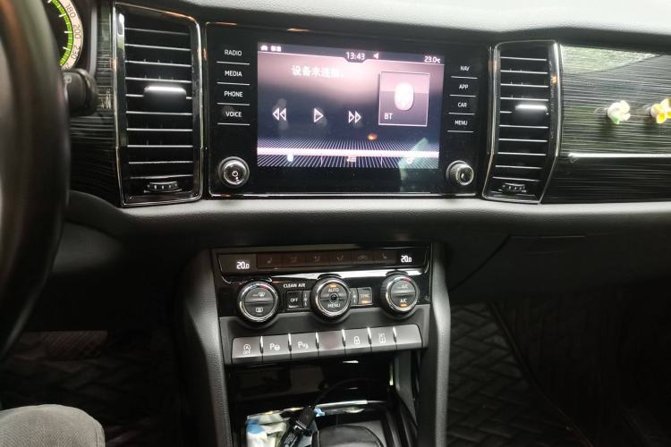 Used Skoda Kodiaq 2017 TSI380 7-Seater Four-Wheel-Drive Flagship Edition Audio And AC Panel
