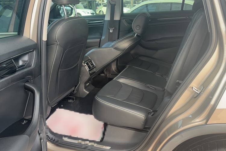 Used Skoda Kodiaq 2017 TSI380 7-Seater Four-Wheel-Drive Flagship Edition Interior 3