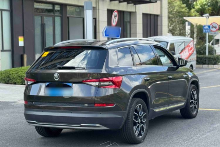 Used Skoda Kodiaq 2018 Restyled TSI330 7-Seater Two-Wheel Drive Luxury Tech Edition Exterior 5