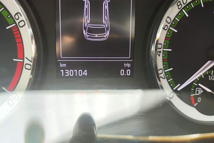 Used Skoda Kodiaq 2017 TSI330 5-seat Two-Wheel Drive Comfort Edition Odometer Close Up