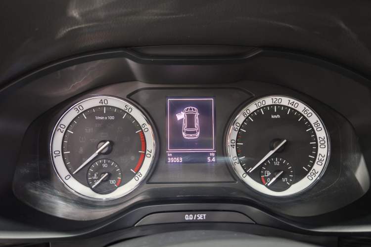Used Skoda Kodiaq 2018 Restyled TSI330 7-Seater Two-Wheel Drive Luxury Enjoyment Edition Odometer Close Up
