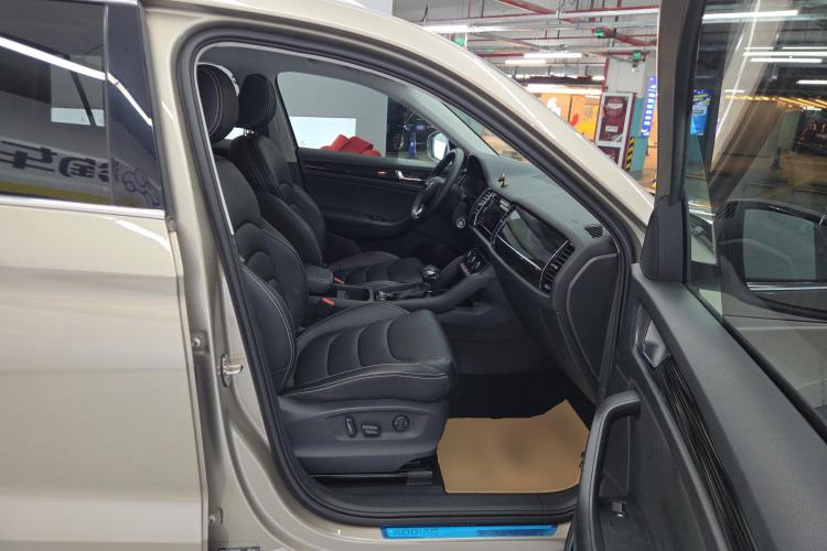 Used Skoda Kodiaq 2020 TSI330 7-Seater Two-Wheel-Drive Luxury Enjoyment Edition Right Front Seat