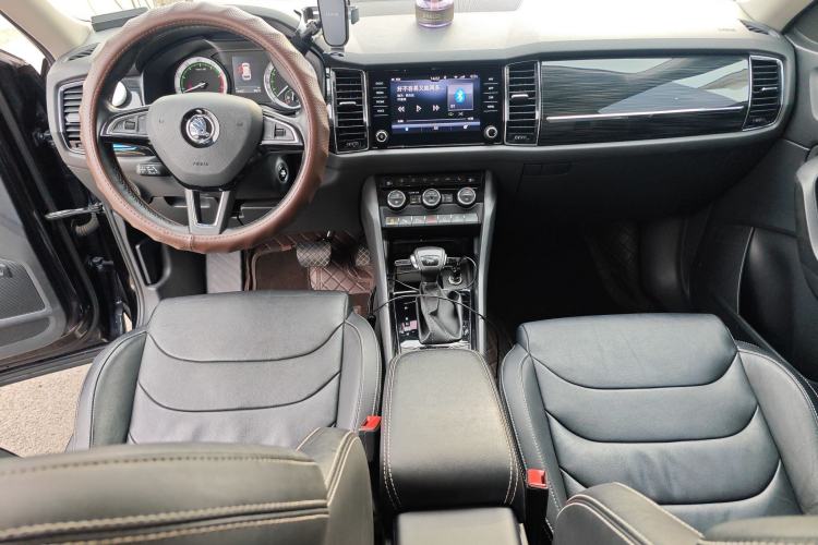Used Skoda Kodiaq 2017 TSI380 7-Seater Four-Wheel-Drive Flagship Edition Center Console