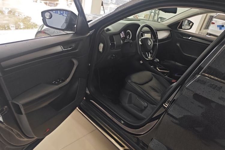 Used Skoda Kodiaq 2017 TSI330 5-seat Two-Wheel Drive Comfort Edition Driver Seat