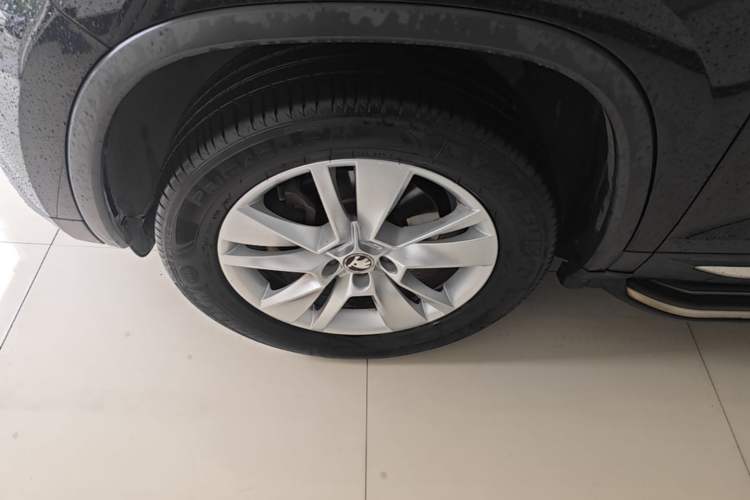 Used Skoda Kodiaq 2017 TSI330 5-seat Two-Wheel Drive Comfort Edition Exterior 4