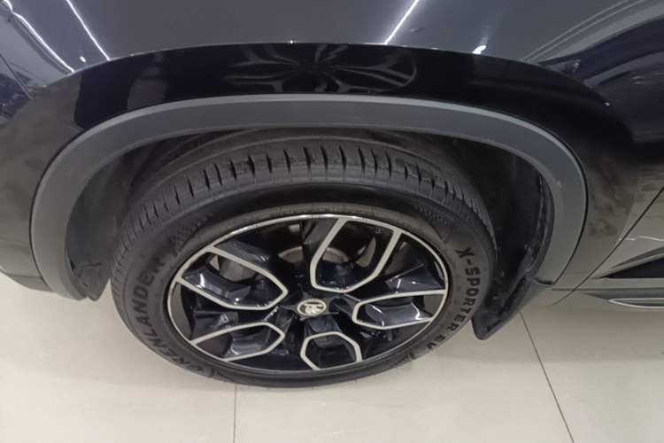Used Skoda Kodiaq 2017 TSI330 7-Seater Two-Wheel-Drive Luxury Edition Exterior 4