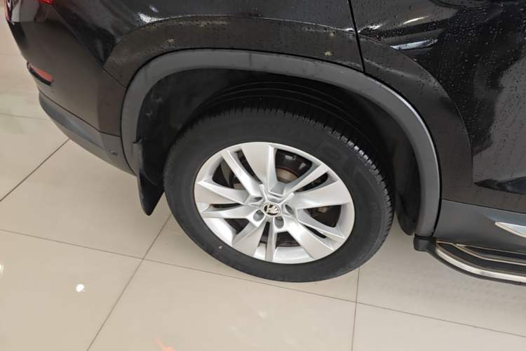Used Skoda Kodiaq 2017 TSI330 5-seat Two-Wheel Drive Comfort Edition Exterior 5