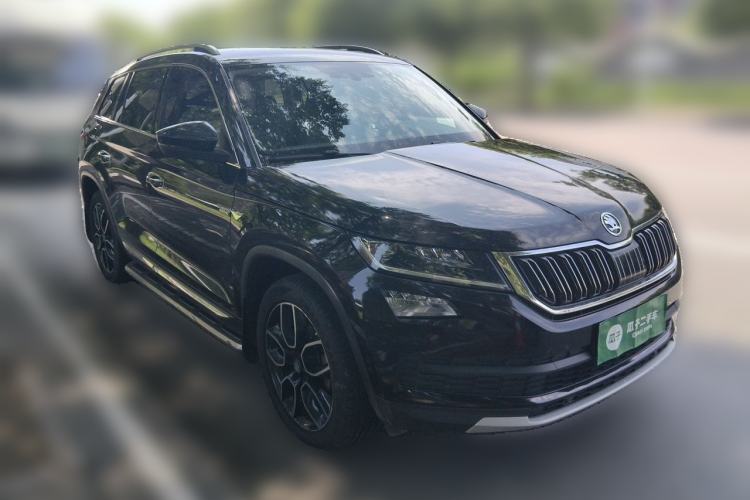 Used Skoda Kodiaq 2017 TSI380 7-Seater Four-Wheel-Drive Flagship Edition Front Right 45 Deg