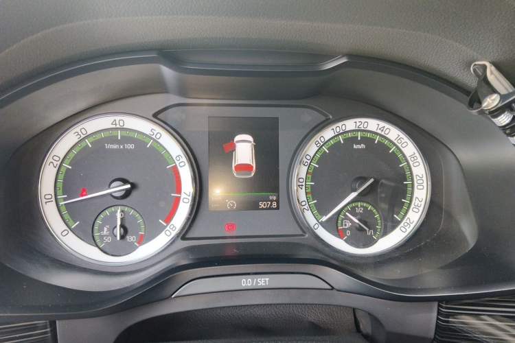 Used Skoda Kodiaq 2017 TSI380 7-Seater Four-Wheel-Drive Flagship Edition Instrument Cluster