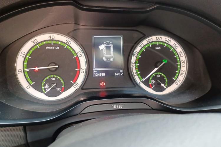 Used Skoda Kodiaq 2017 TSI330 5-Seat Two-Wheel Drive Luxury Edition Instrument Cluster