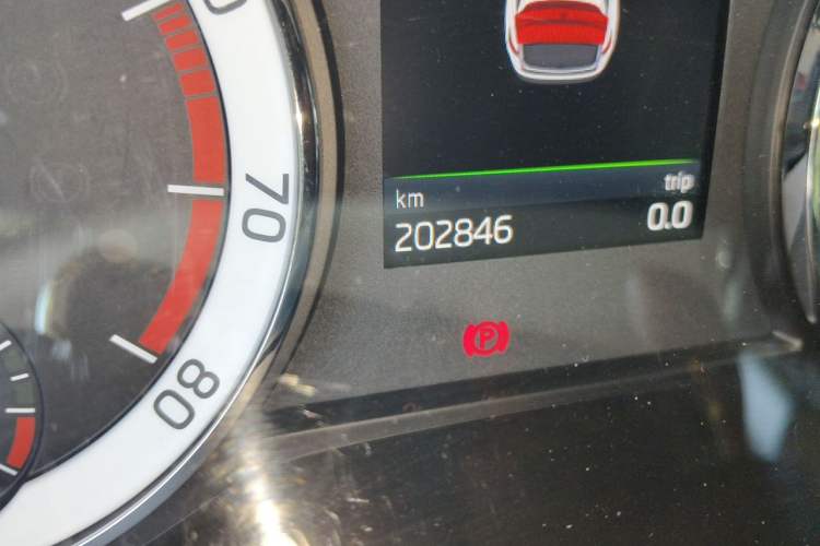 Used Skoda Kodiaq 2017 TSI380 7-Seater Four-Wheel-Drive Flagship Edition Odometer Close Up