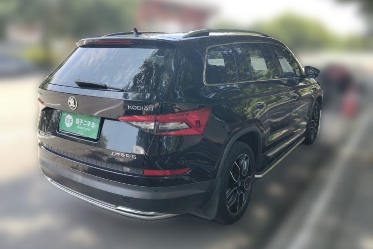 Used Skoda Kodiaq 2017 TSI380 7-Seater Four-Wheel-Drive Flagship Edition Rear Right 45 Deg
