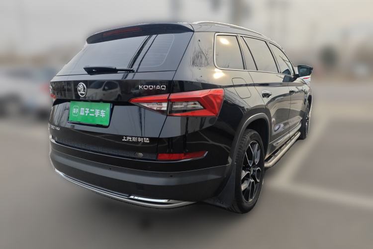 Used Skoda Kodiaq 2017 TSI380 7-Seater Four-Wheel-Drive Flagship Edition Rear Right 45 Deg