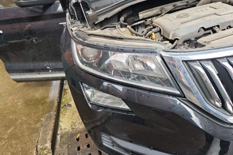 Used Skoda Kodiaq 2017 TSI330 5-seat Two-Wheel Drive Comfort Edition Right Front Headlight
