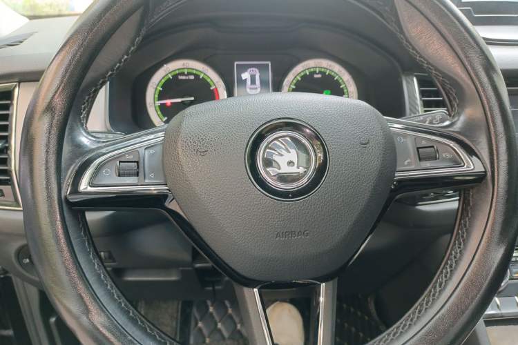 Used Skoda Kodiaq 2017 TSI330 5-Seat Two-Wheel Drive Luxury Edition Steering Wheel
