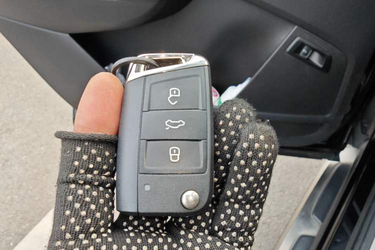 Used Skoda Kodiaq 2017 TSI380 7-Seater Four-Wheel-Drive Flagship Edition Vehicle Key