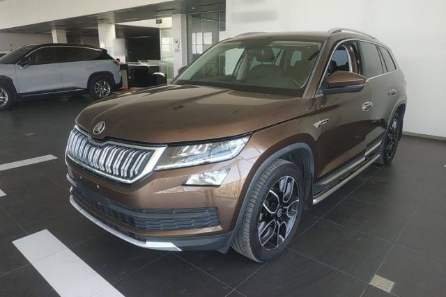 Ojetý Skoda Kodiaq 2017 TSI330 7-Seater Two-Wheel-Drive Luxury Edition