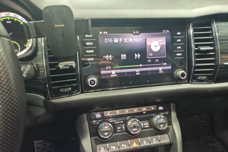 Used Skoda Kodiaq 2017 TSI380 7-Seater Four-Wheel-Drive Flagship Edition Audio And AC Panel