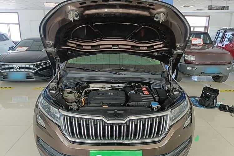 Used Skoda Kodiaq 2017 TSI330 5-seat Two-Wheel Drive Comfort Edition Engine Bay