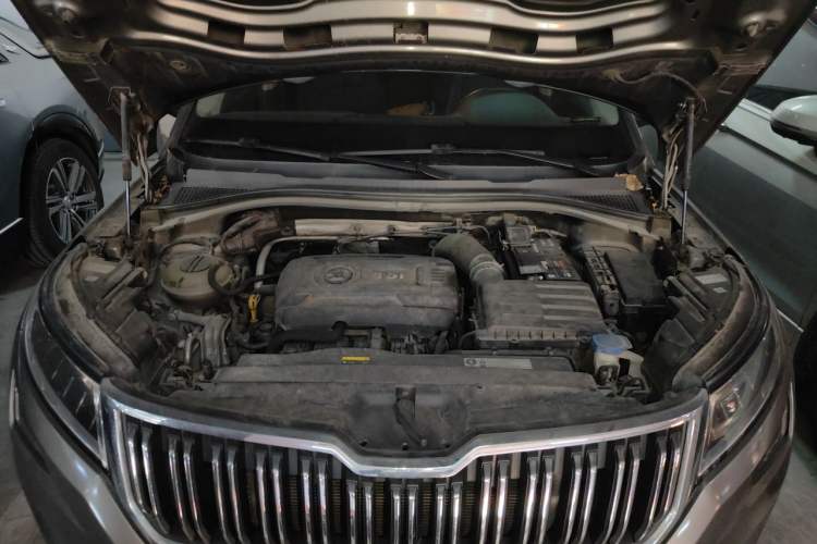 Used Skoda Kodiaq 2017 TSI330 5-seat Two-Wheel Drive Comfort Edition Engine Bay