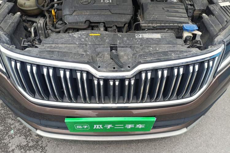 Used Skoda Kodiaq 2017 TSI330 7-Seater Two-Wheel-Drive Luxury Edition Engine Bay