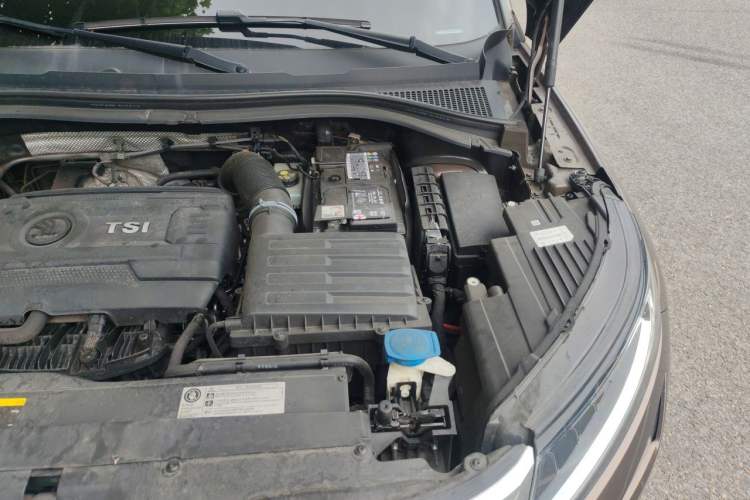 Used Skoda Kodiaq 2017 TSI330 5-Seat Two-Wheel Drive Luxury Edition Engine Bay Left
