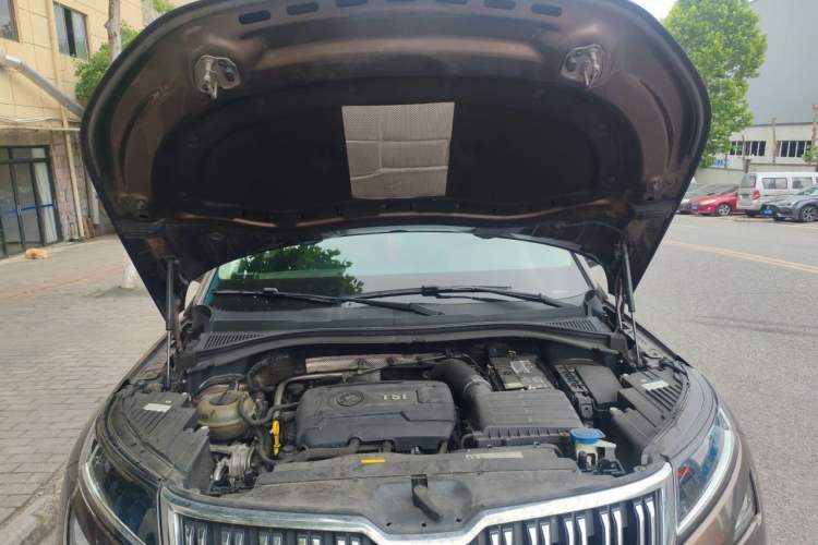 Used Skoda Kodiaq 2017 TSI330 5-Seat Two-Wheel Drive Luxury Edition Engine Bay