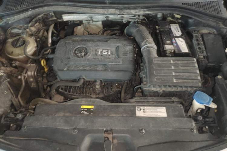 Used Skoda Kodiaq 2017 TSI330 7-Seater Two-Wheel-Drive Luxury Edition Engine Bay