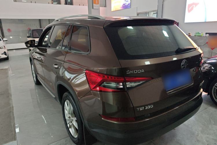 Used Skoda Kodiaq 2017 TSI330 5-Seat Two-Wheel Drive Luxury Edition Exterior 2
