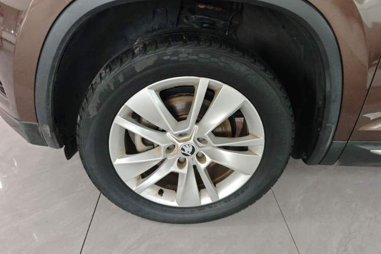 Used Skoda Kodiaq 2017 TSI330 5-Seat Two-Wheel Drive Luxury Edition Exterior 4