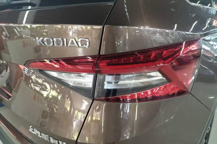 Used Skoda Kodiaq 2017 TSI380 7-Seater Four-Wheel-Drive Flagship Edition Exterior 5
