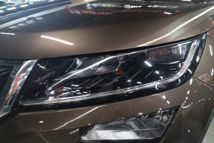 Used Skoda Kodiaq 2017 TSI380 7-Seater Four-Wheel-Drive Flagship Edition Exterior 7