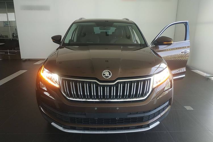 Used Skoda Kodiaq 2017 TSI330 7-Seater Two-Wheel-Drive Luxury Edition Front
