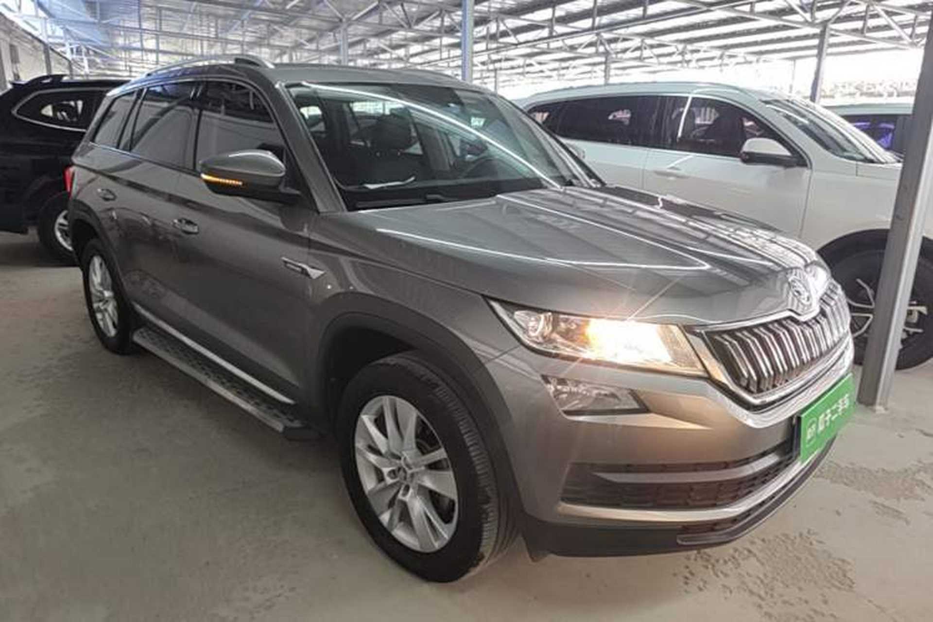 Used Skoda Kodiaq 2017 TSI330 5-Seat Two-Wheel Drive Luxury Edition Front Right 45 Deg