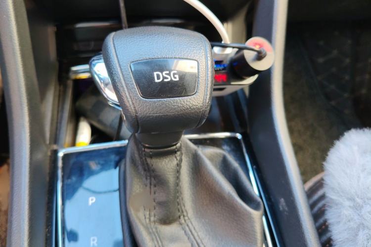 Used Skoda Kodiaq 2017 TSI330 5-seat Two-Wheel Drive Comfort Edition Gear Lever