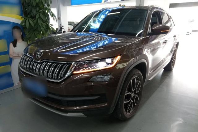 Ojetý Skoda Kodiaq 2017 TSI330 7-Seater Two-Wheel-Drive Luxury Edition